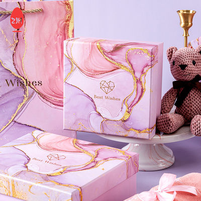 Roze vlek kartonnen geschenkverpakking