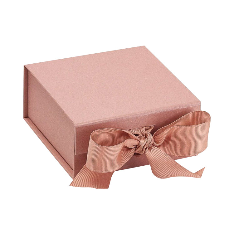 Custom Gift Packaging Foldable Magnetic Gift Box With Ribbon Closure